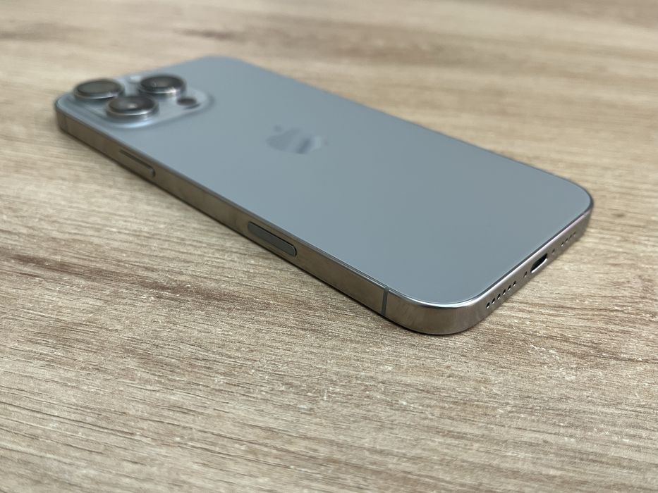 iPhone 16 Pro Max 256GB Перфектен 99% bat.