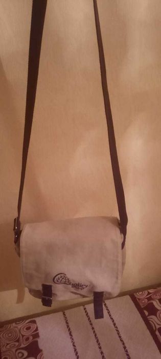 Продам сумку через плечо