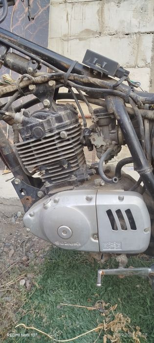 Продам мотоцикл Сузуки 125