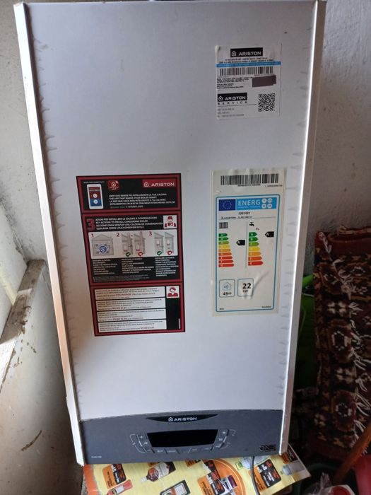 Centrala termica ariston class one 24