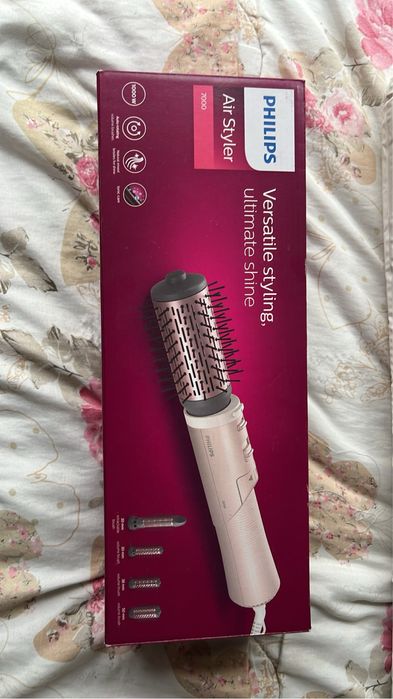 Уред за сушене и оформяне на коса  Philips AirStyler 7000