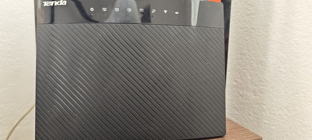 Продавам рутер Tenda