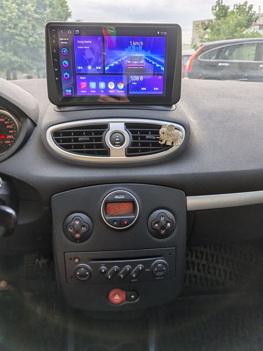 Renault Clio 3  1.4/98к.с. 2007г.