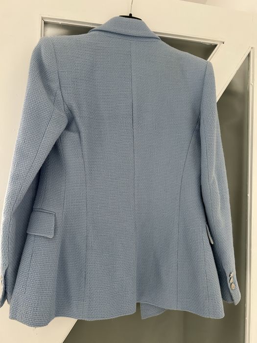 Sacou albastru deschis marca Zara