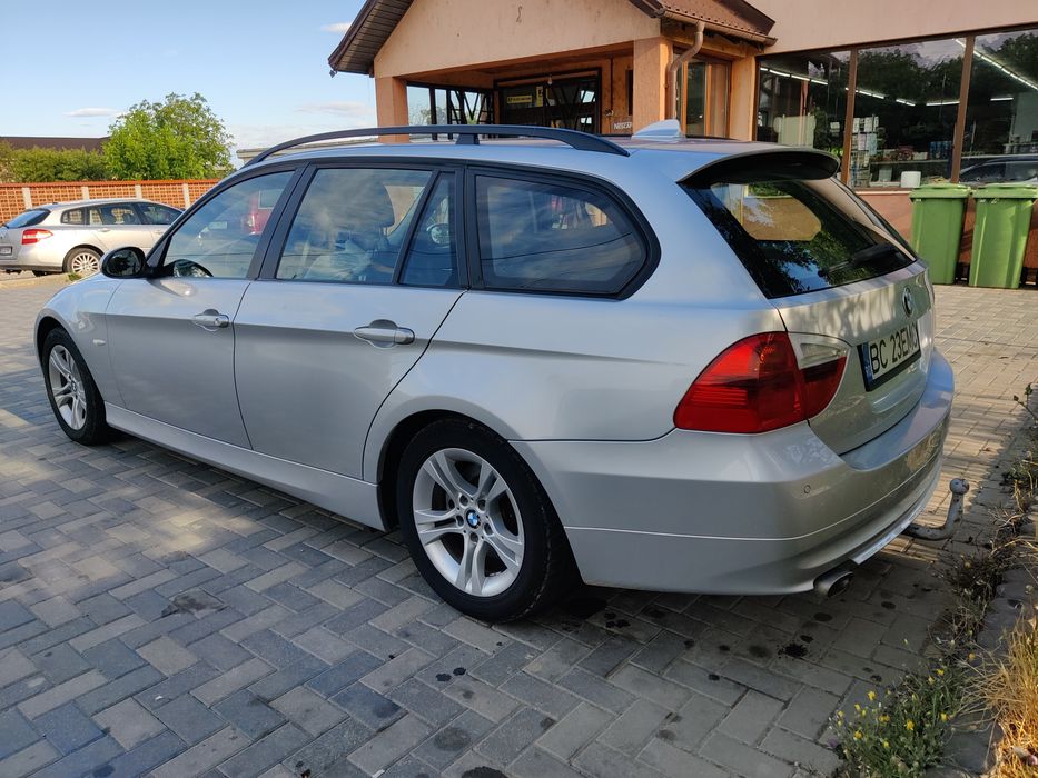BMW Seria 3 318d E91 stare excelenta