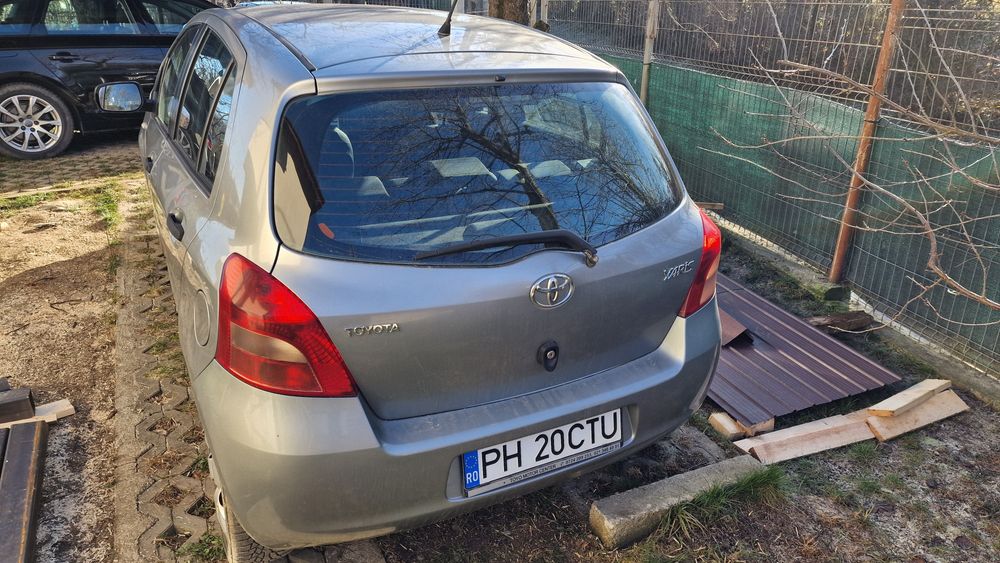 Toyota Yaris 2006 1.3 benzina 64kw/85 cai putere