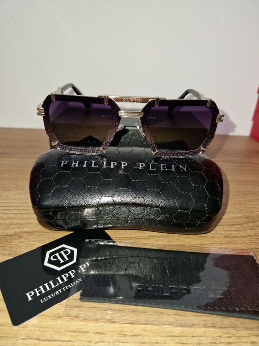 Ochelarii Philipp Plein