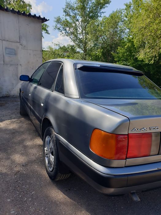 Транспорт  АУДИ 100