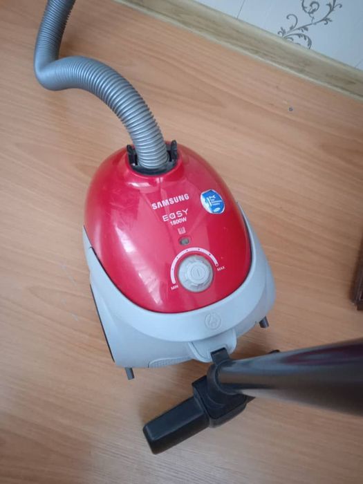Продаётся пылесос
