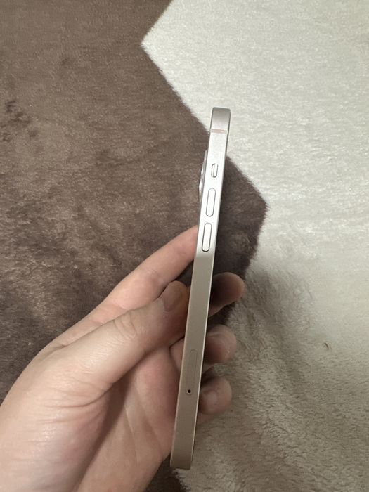 Айфон 13 с чихолами