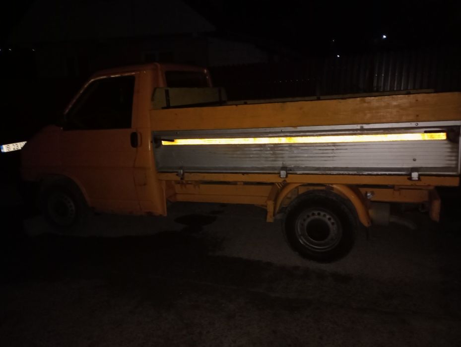 Vând t4 autoutilitara 3 locuri și benă