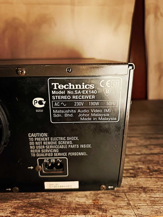 ТECHNICS S-E140 качествен усилвател SA-EX140