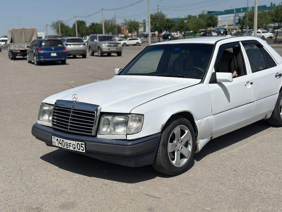Мерс 124 190Е 1993г обмен айфонға