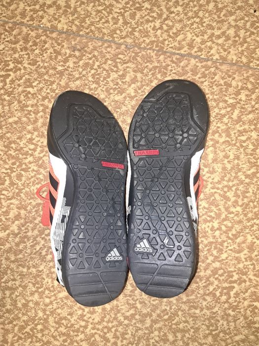 Adidas - 43 номер