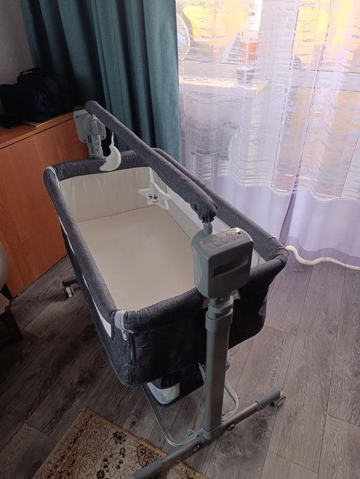 Люлька- качалка электрическая