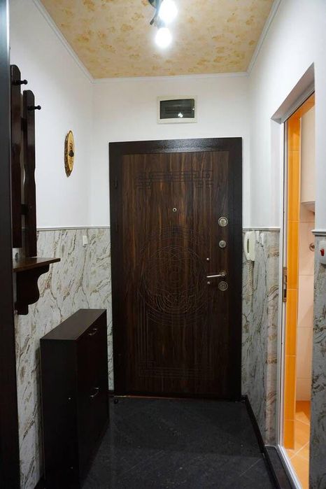 Дава се под наем Двустаен апартамент в Бургас, Меден рудник - зона А - 68 кв.м за 398.82 € - Снимка #3