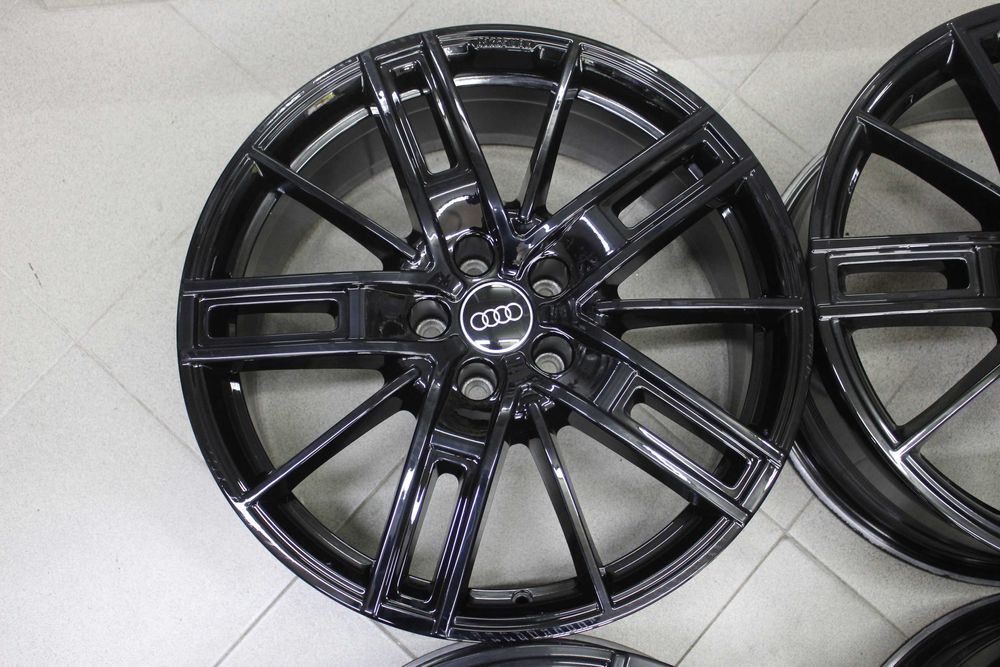Джанти 19" Audi RS3 (8Y)