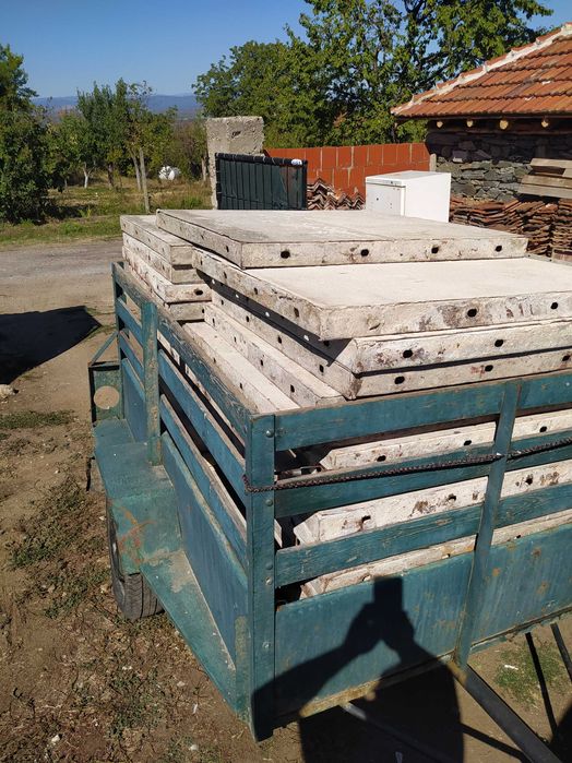 Платна 1мx1м и 2.50мx0.50м Район Септември