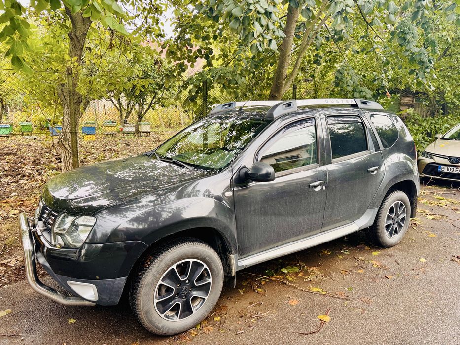 Inchiriez Dacia Duster
