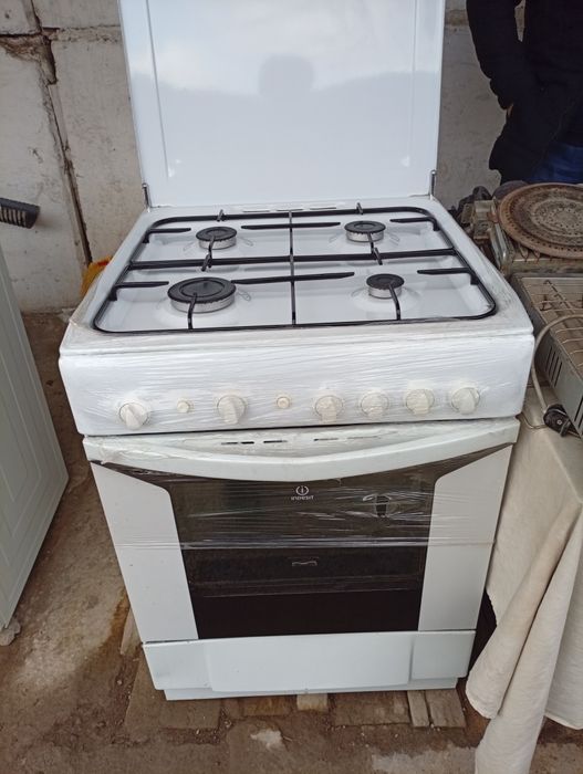 Indizit italyanskiy plita