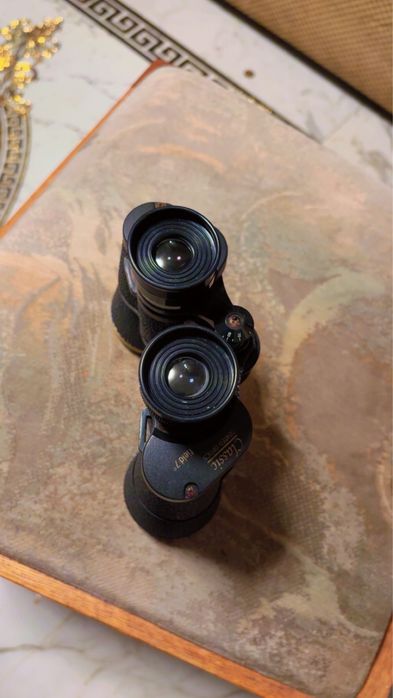 Binoclu konus 10x50 WA