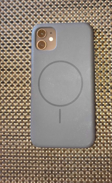 Telefon iPhone 11