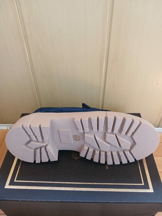 Лоферы стильные женские