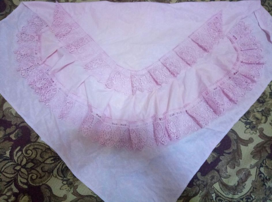 Продам уголок+бант на выписку