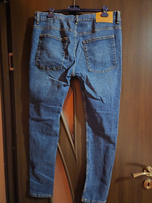 Мъжки дънки BERSHKA