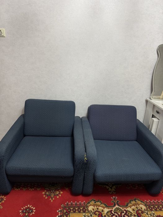 Кресла 2 штуки б/у в хорошем состоянии