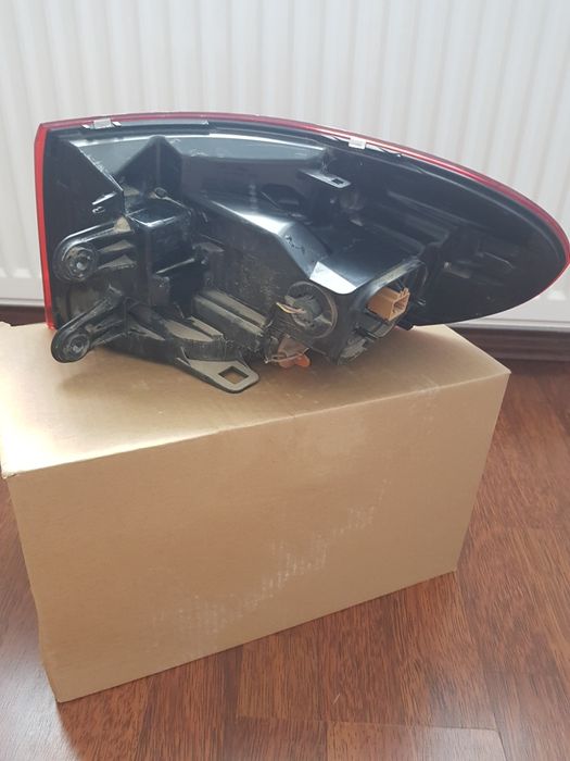 Задний левый фонарь Тигуан