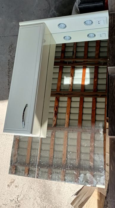 Продам шкафчик для ванной