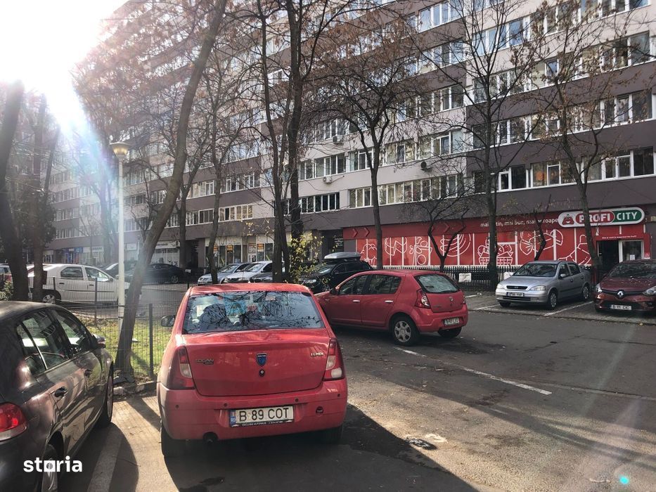 Vand spatiu comercial Drumul Taberei - Valea Ialomitei