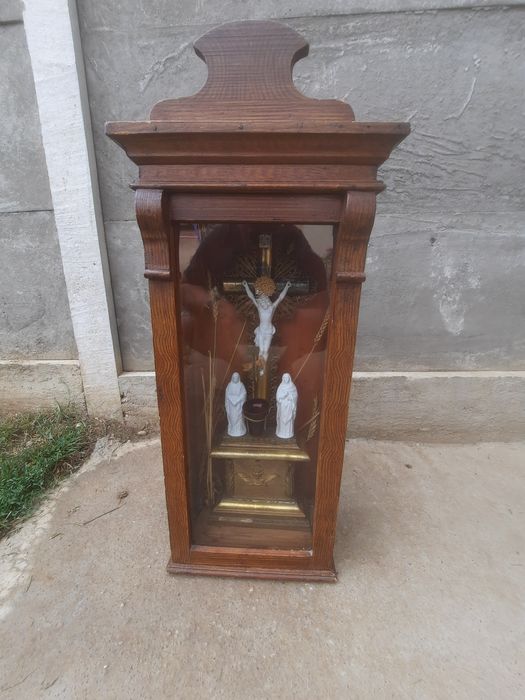 Căni,veselă...