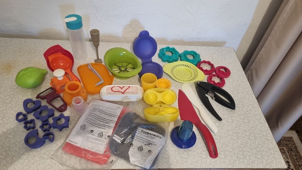 Чеснокодавка Tupperware