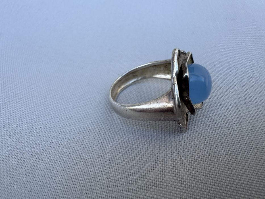Inel din argint si calcedonia