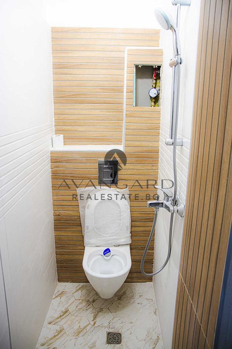 Продава се Етаж от къща в Пловдив, Център - 88 кв.м за 2023 €/кв.м - Снимка #8