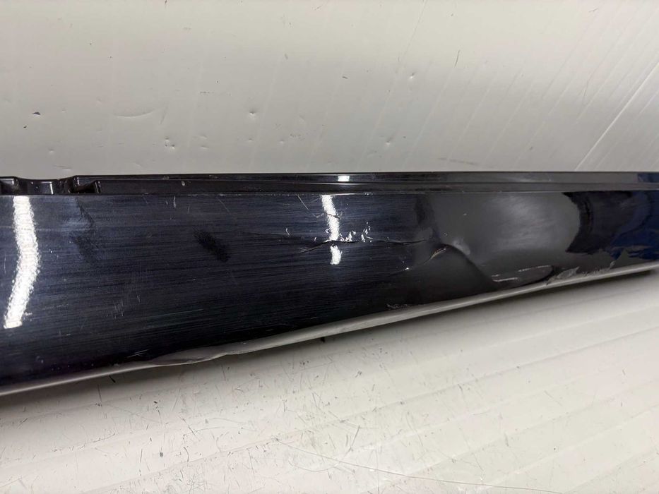 Десен праг БМВ Ф10 Ф11 BMW F10 F11
