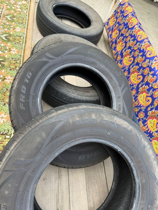 Летние шины продам