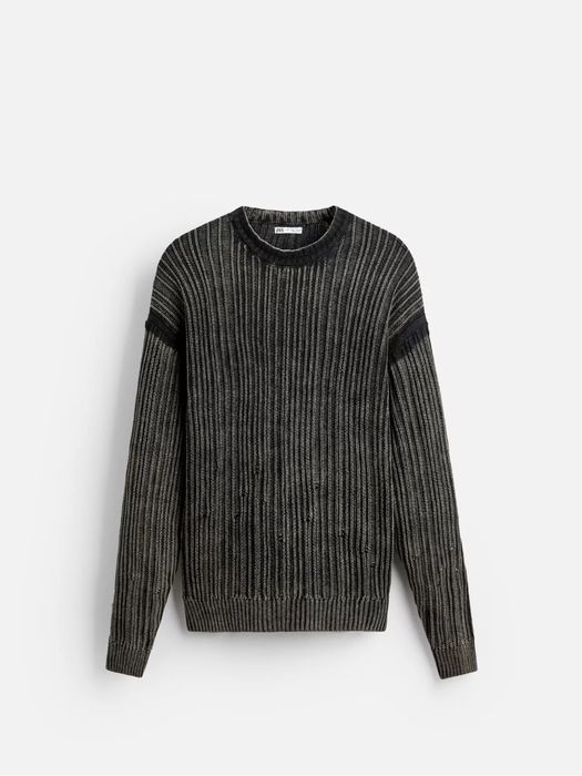 Pulovere Zara noi cu eticheta