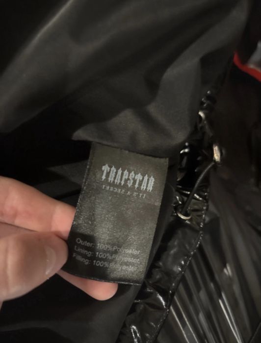 Vand geaca trapstar irongate lucioasa xs