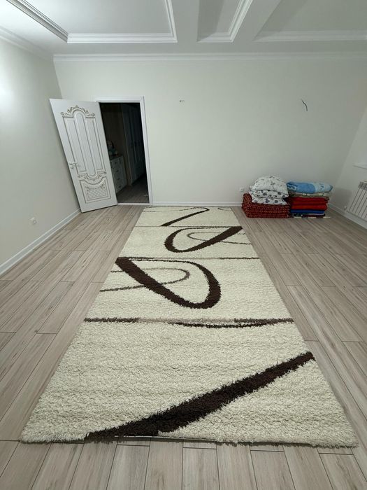 Ковер травка белого цвета