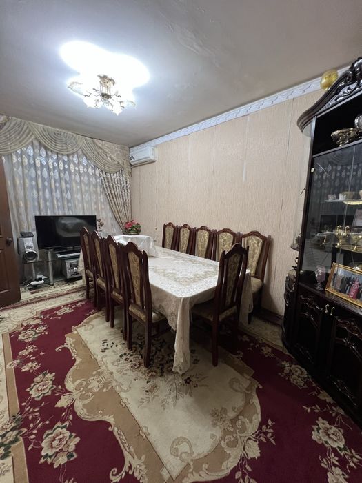 Yunusobod  13-kvartalda 3 xonali uy sotiladi