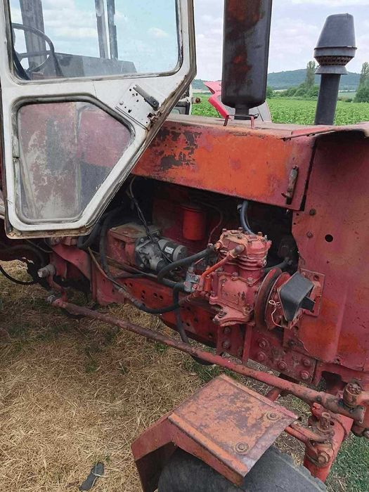 Трактор ЮМЗ 2бр.