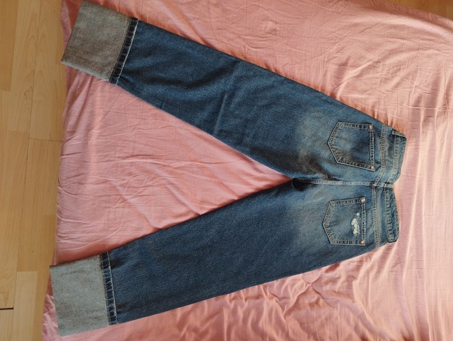 Дамски дънки чисто нови