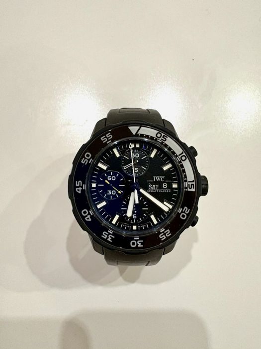 IWC Aquatimer Chronograph Galapagos IW376705 - Пълен Комплект / Официален Сервиз + Допълнителна червена каишка (€200)