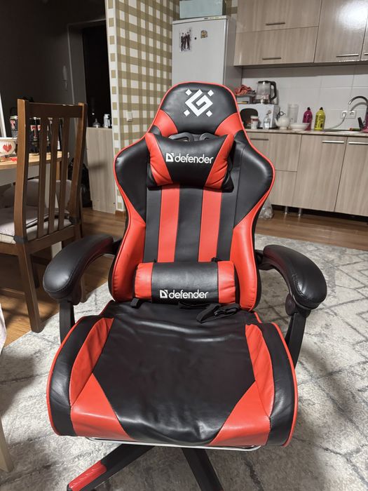 Продам кресло defender