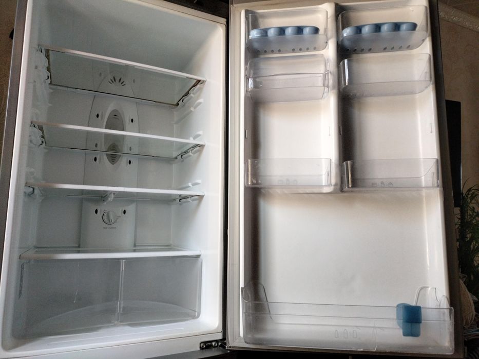 Холодильник самсунг