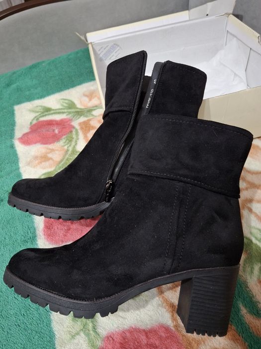 Продам демисезонные полусапожки ,цена 6000 тг ,состояние идеальное