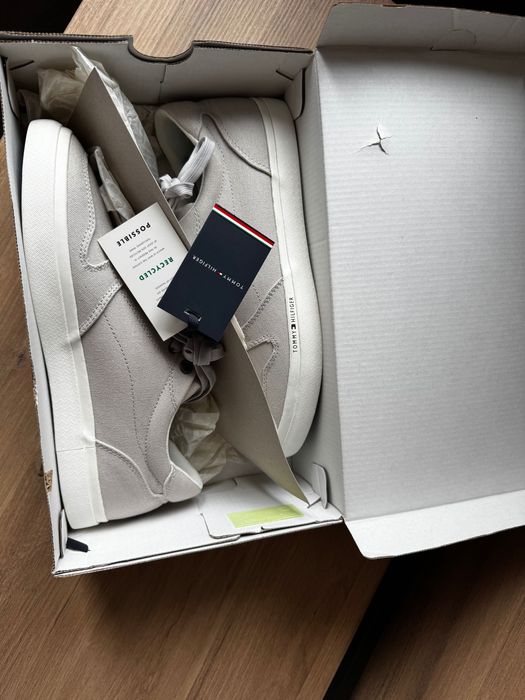 Pantofi/Tenesi/Sneakers Tommy Hilfiger originali noi